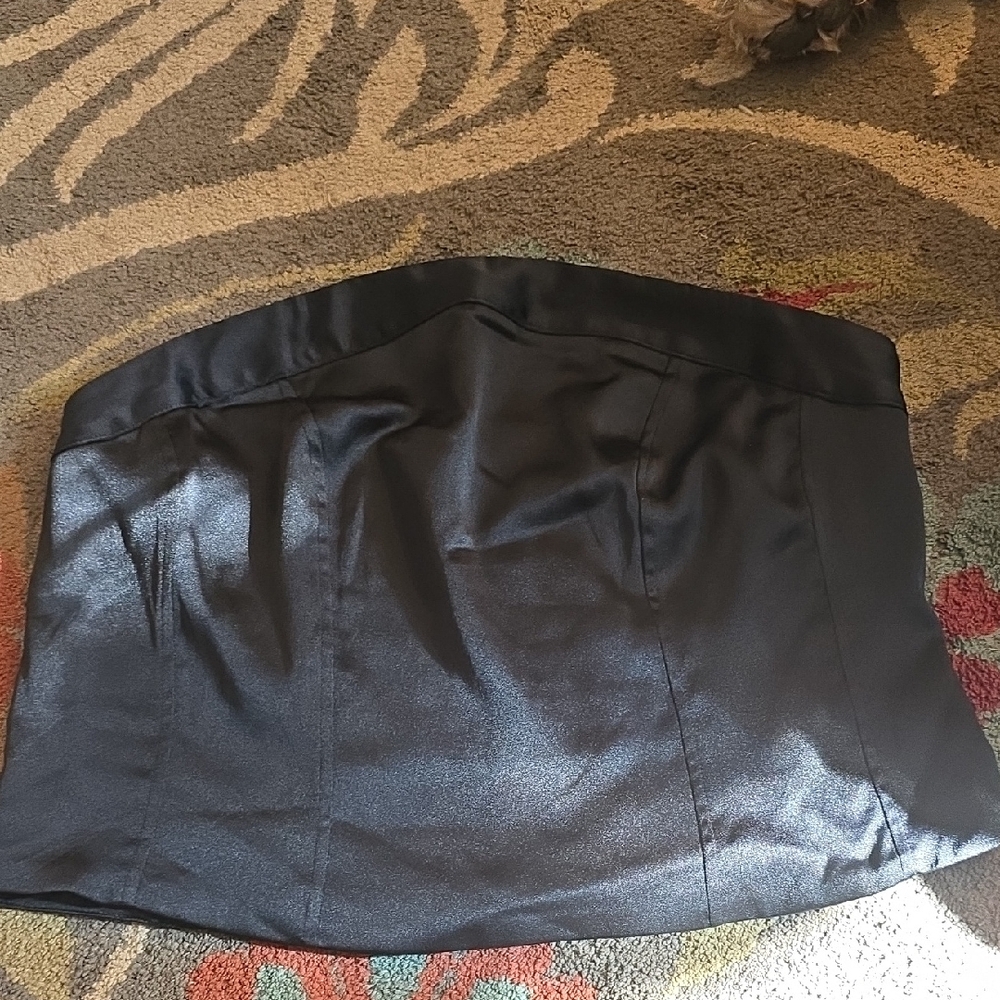 Wild Fable Black satin-like polyester, strapless top. Elasticized back. XXL.